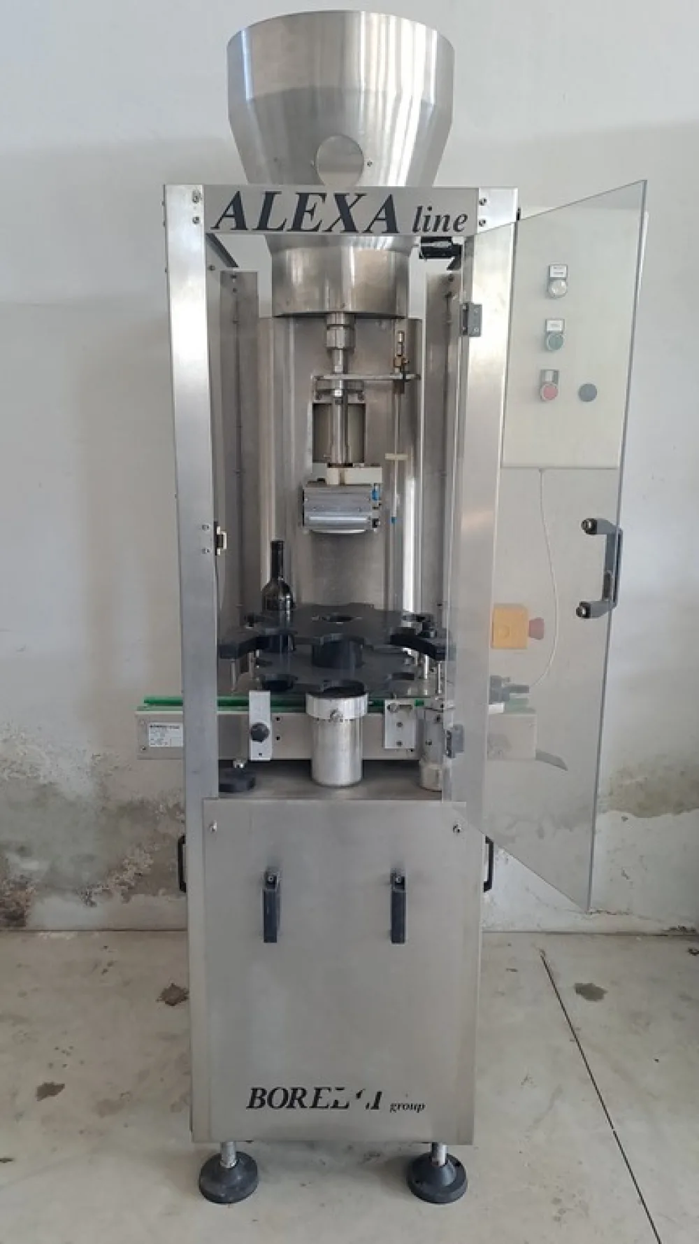 AUTOMATIC CORKING MACHINE BORELLI, MODEL ALEXA, SECOND-HAND MACHINE