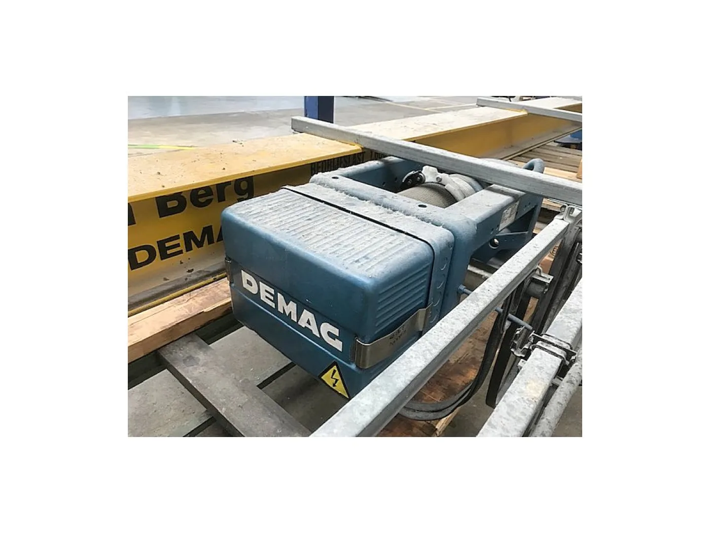 3x Takels electrisch - 4