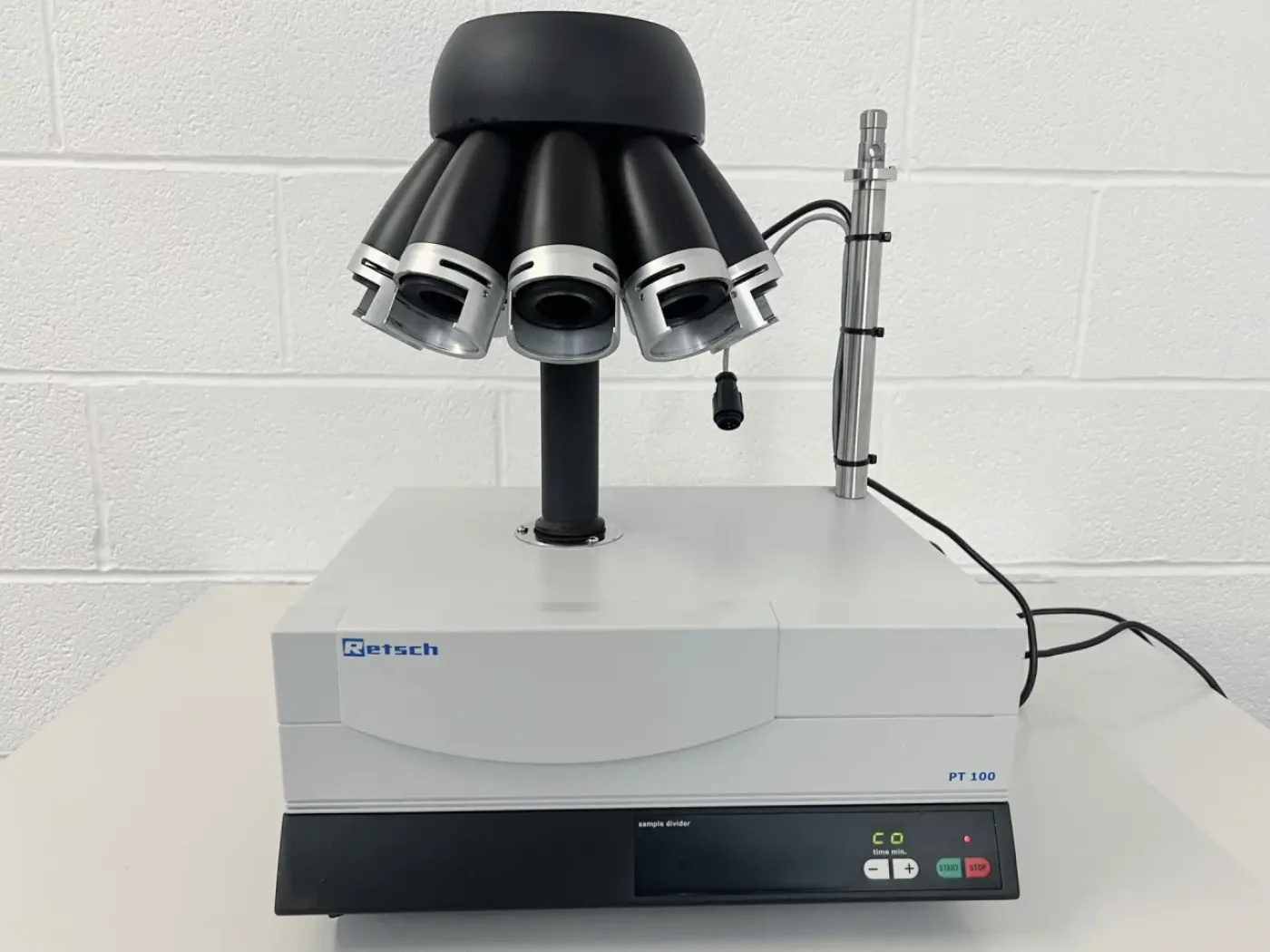 Retsch PT 100 Sample Divider - 1