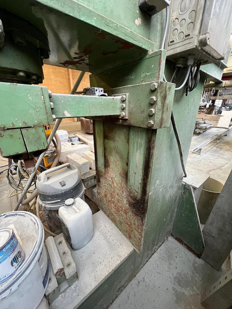 Eigenbau Steinspaltmaschine / Homemade stone splitting machine