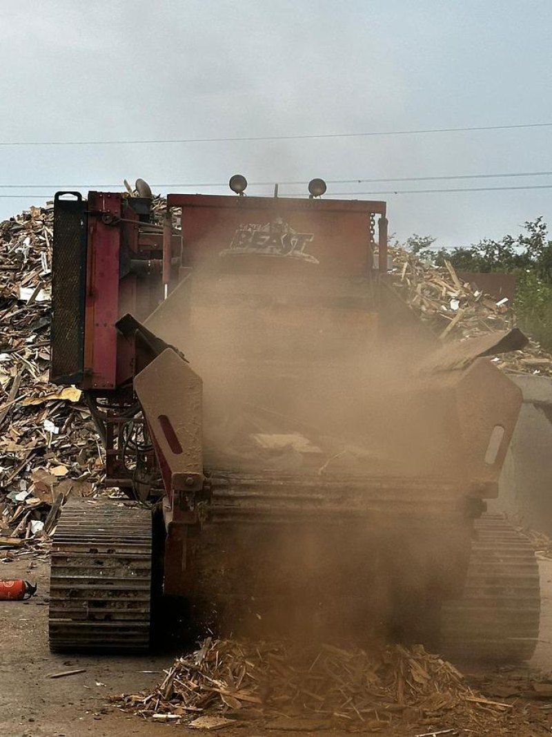 2006 Bandit Beast 3680 Tracked Horizontal Grinder High-speed Shredder