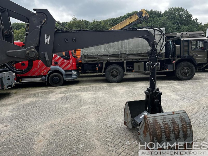 Kinshofer Clamshell Bucket