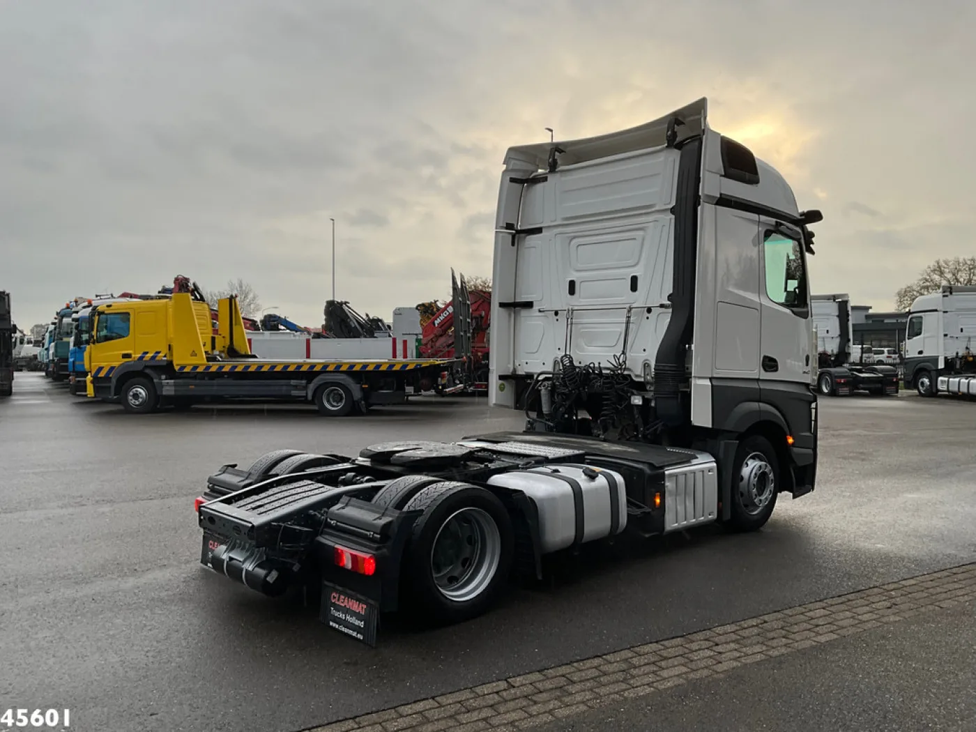 Mercedes-Benz Actros 1842 Mega GigaSpace MirrorCam - 3