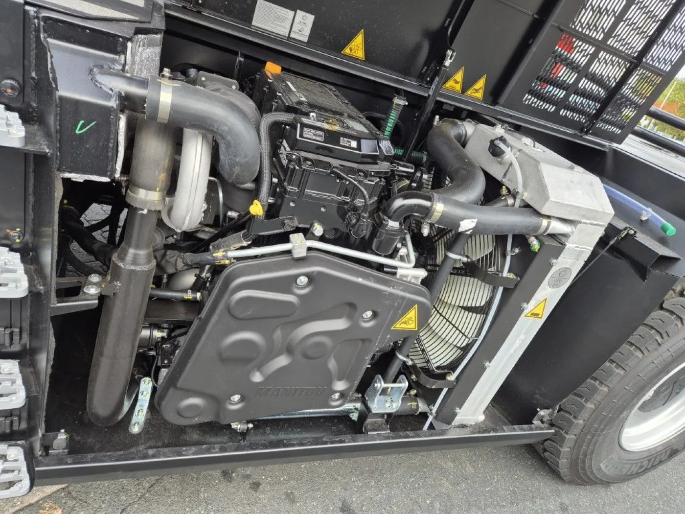 Manitou MRT 3060 Vision + AC - 4