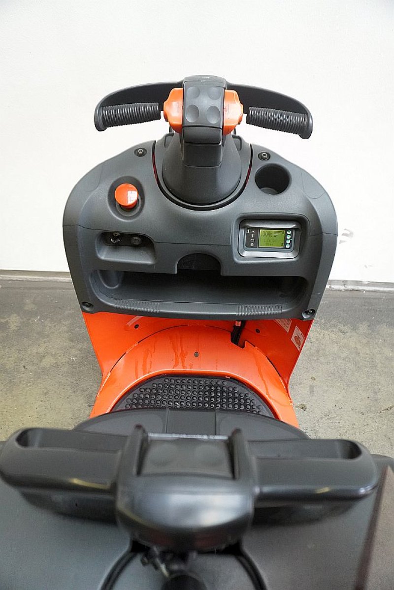 Schlepper Linde P 30 132 (2019)
