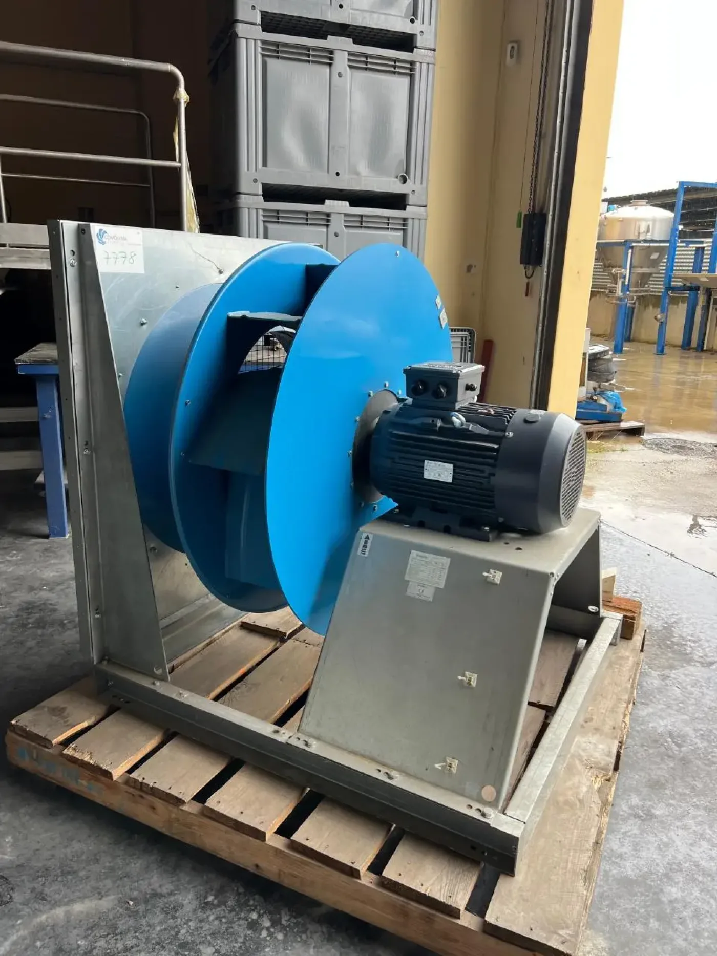 USED TECNIFAN TPF-1000-NPL-CL1-MH-11,0KW/6P/IE3 FAN - 1