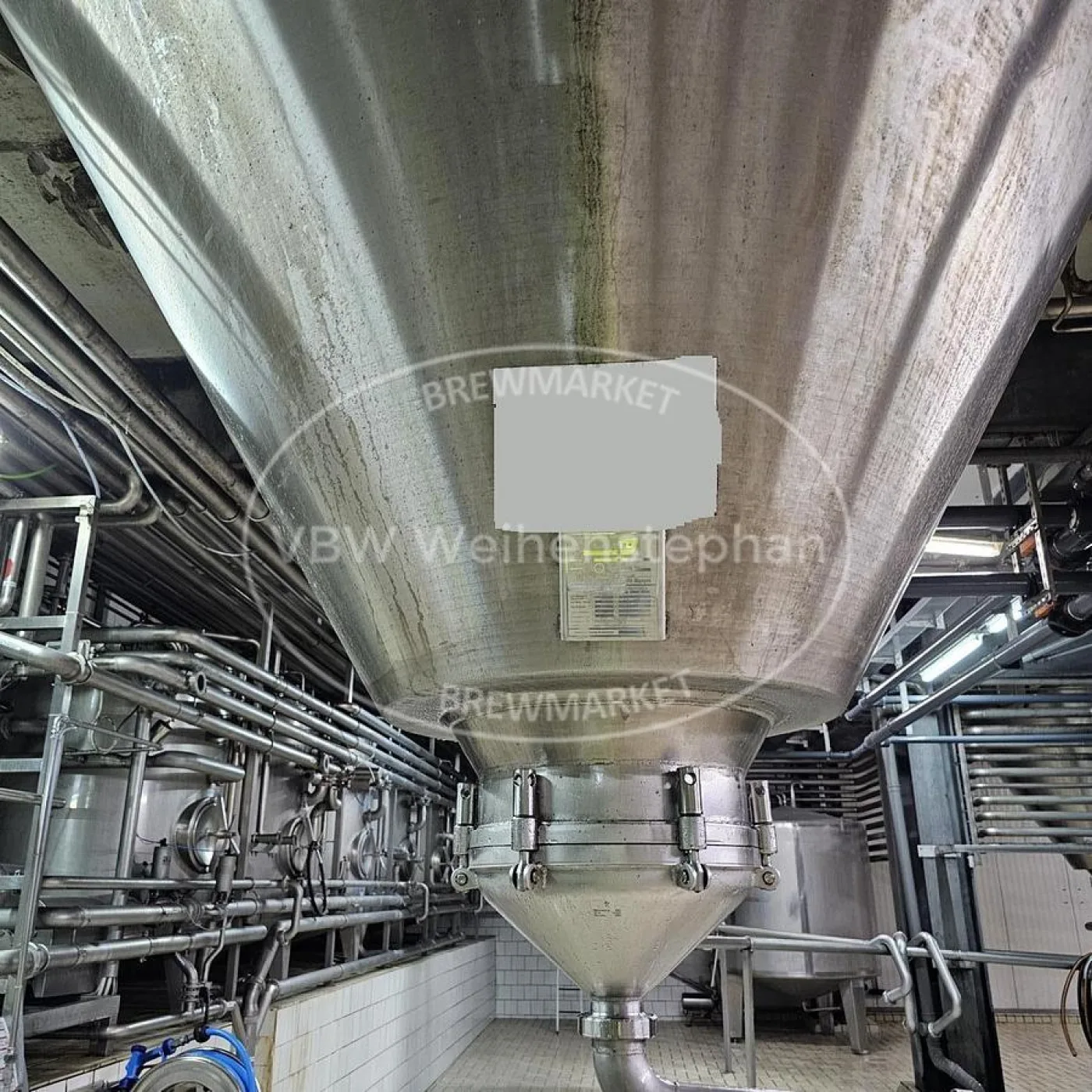 Cylindroconical fermentation and storage tanks (6 units) - 4