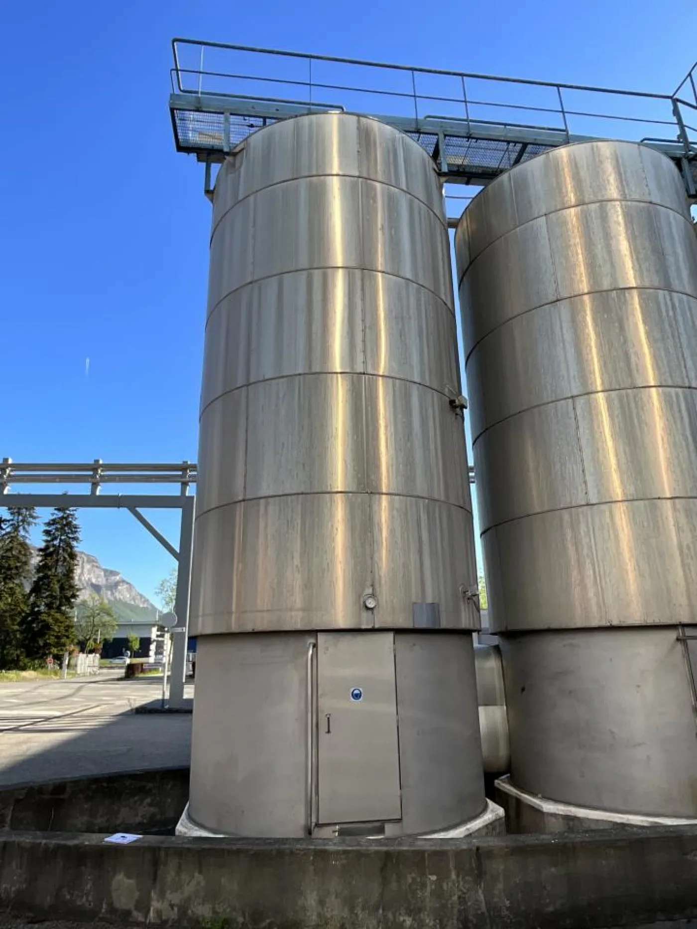 Chaudronnerie Tuyauterie Chaudronnerie Tuyauterie 37000 Litre Vertical Stainless Steel Storage Tank - T1 - 5