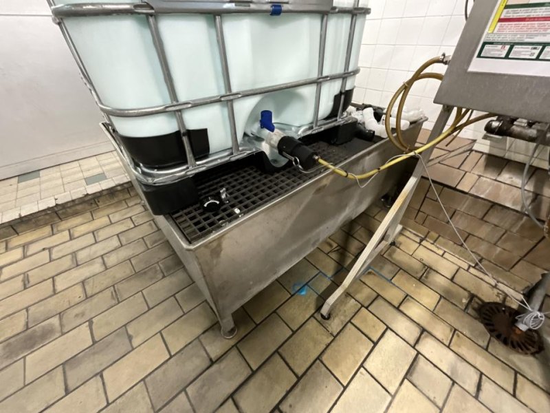 Diversey Diversey Disinfectant Storage and Dosing System for Bottle Fillers - Line 1