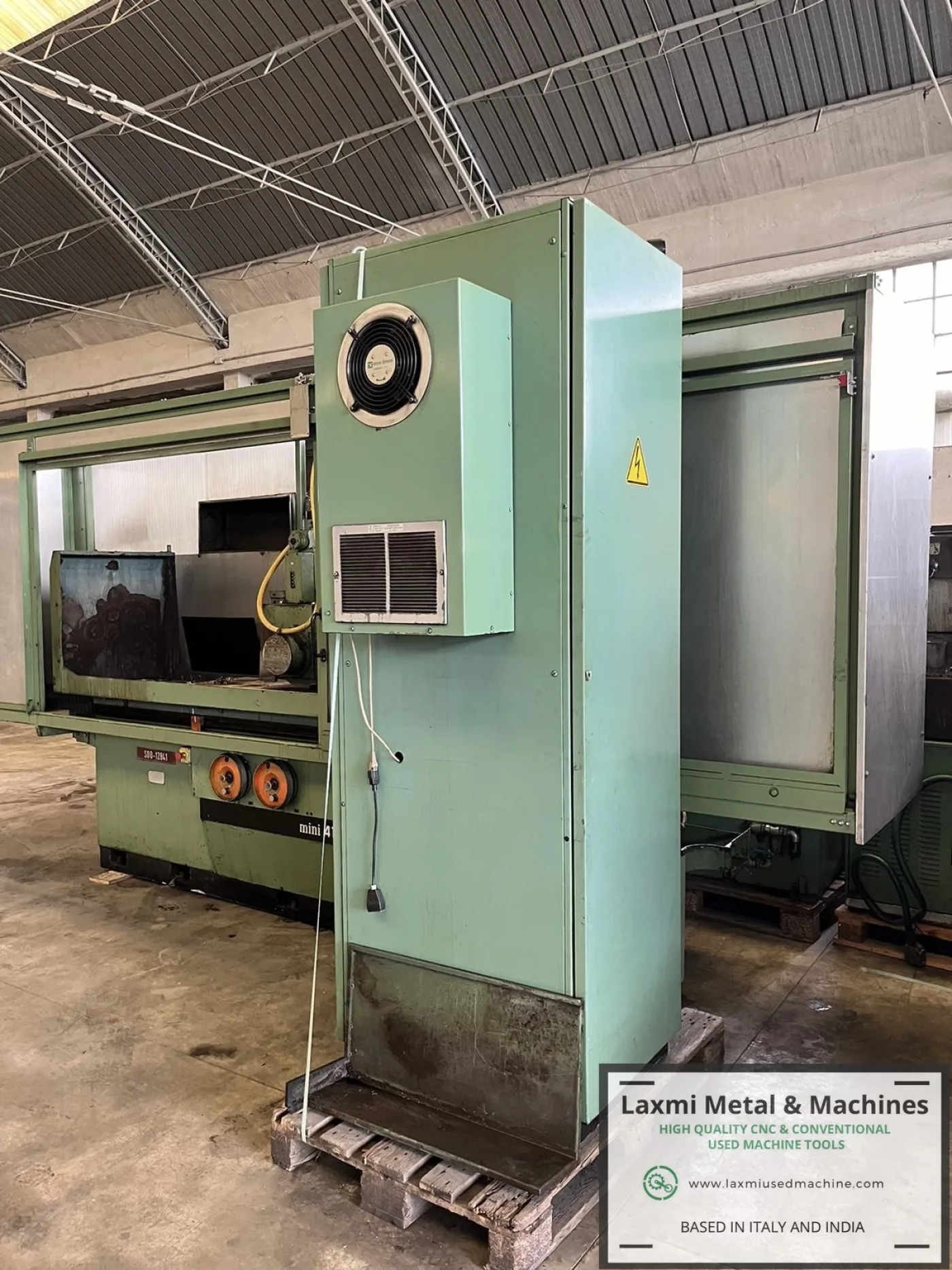CNC SURFACE GRINDER, CAMUT - MINI 415 - Laxmi Metal & Machines, Rohtak - 4