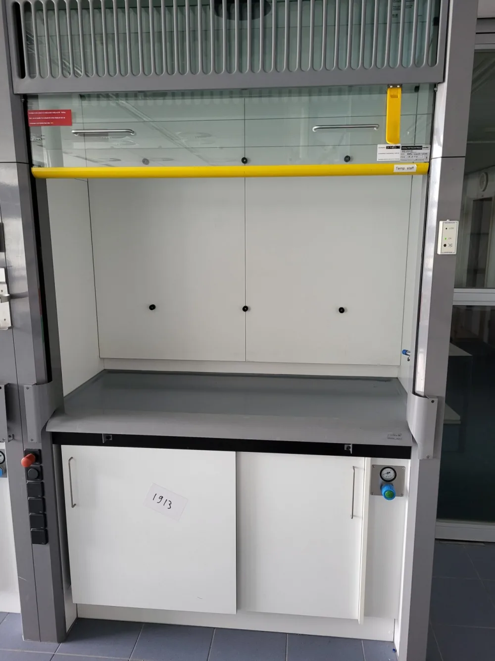1913 - Used S+B Fumehood (150cm)