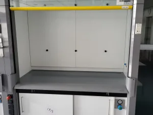 1913 - Used S+B Fumehood (150cm)