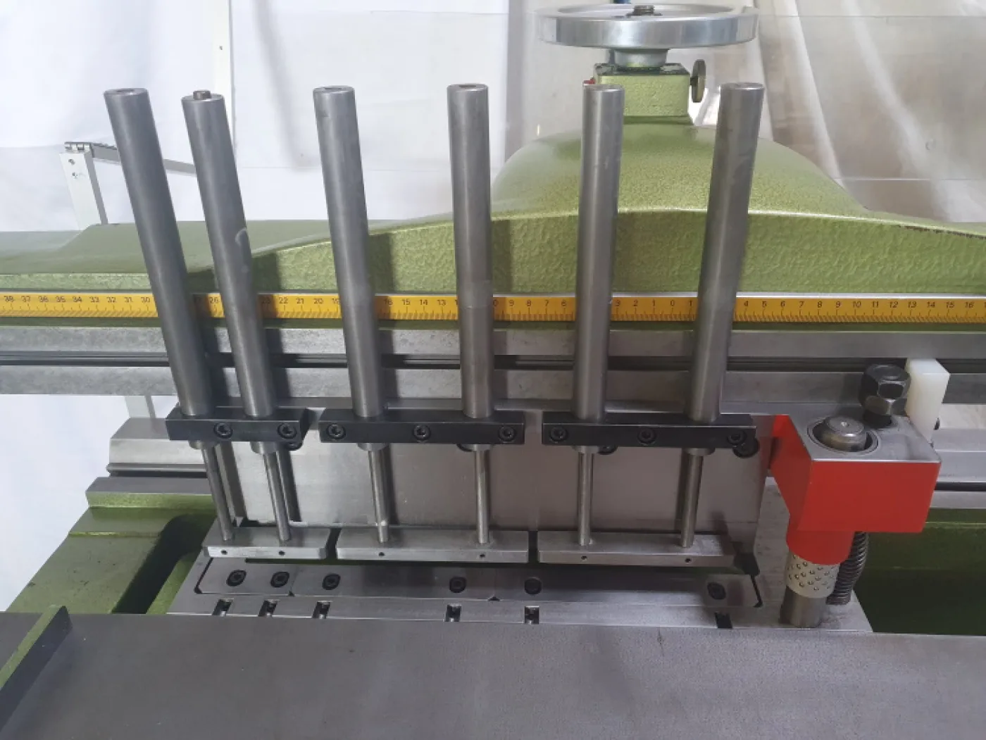 Universalstanze Tränklein USM 900 - 4