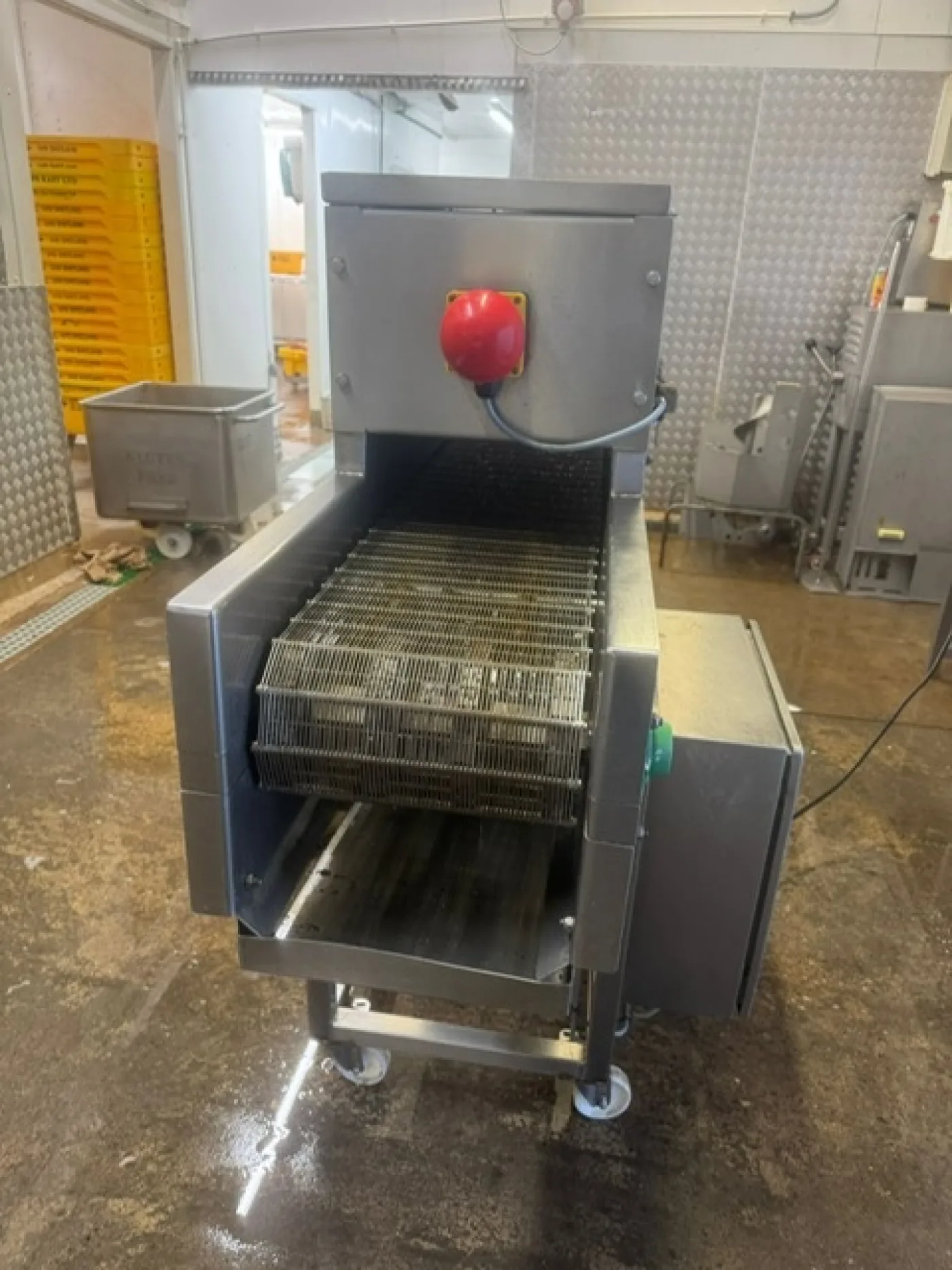 Polar Systems Crab Stunning Machine - 3