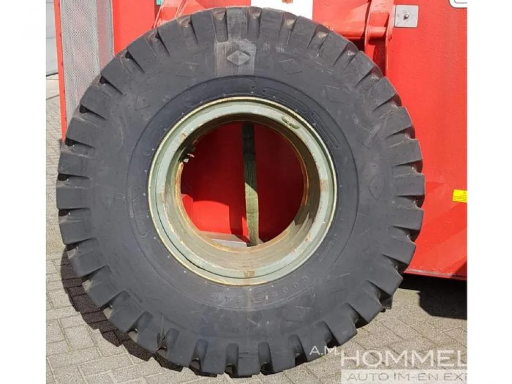 Goodyear 16.00-25 32ply