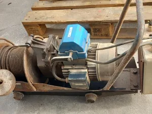 Guincho elétrico de 200 kg