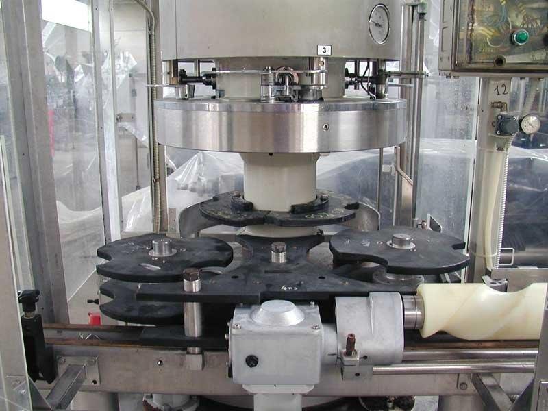 CORKING MACHINE BERTOLASO, 4-HEAD DELTA MODEL FOR NATURAL CORKS, SECOND-HAND MACHINE