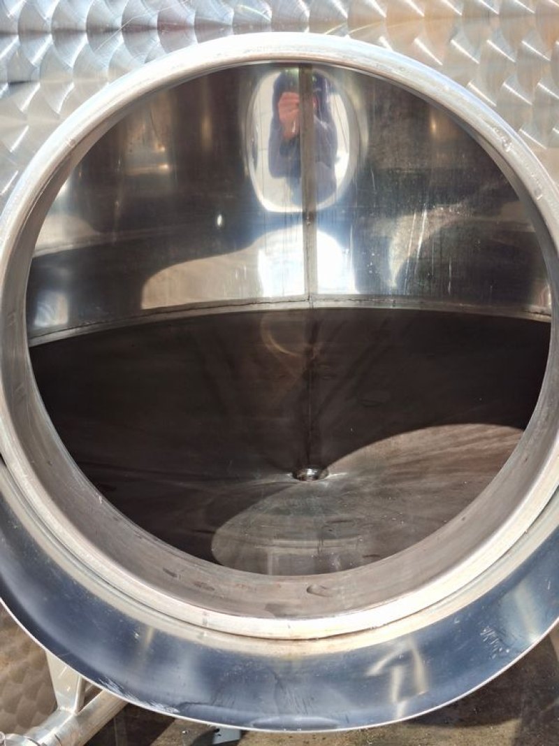 STAINLESS STEEL TANK L.A. INOX, CAPACITY 2000 LITERS, STORAGE/VINIFICATION MODEL CONICAL BOTTOM, SECON HAND EQUIPMENT