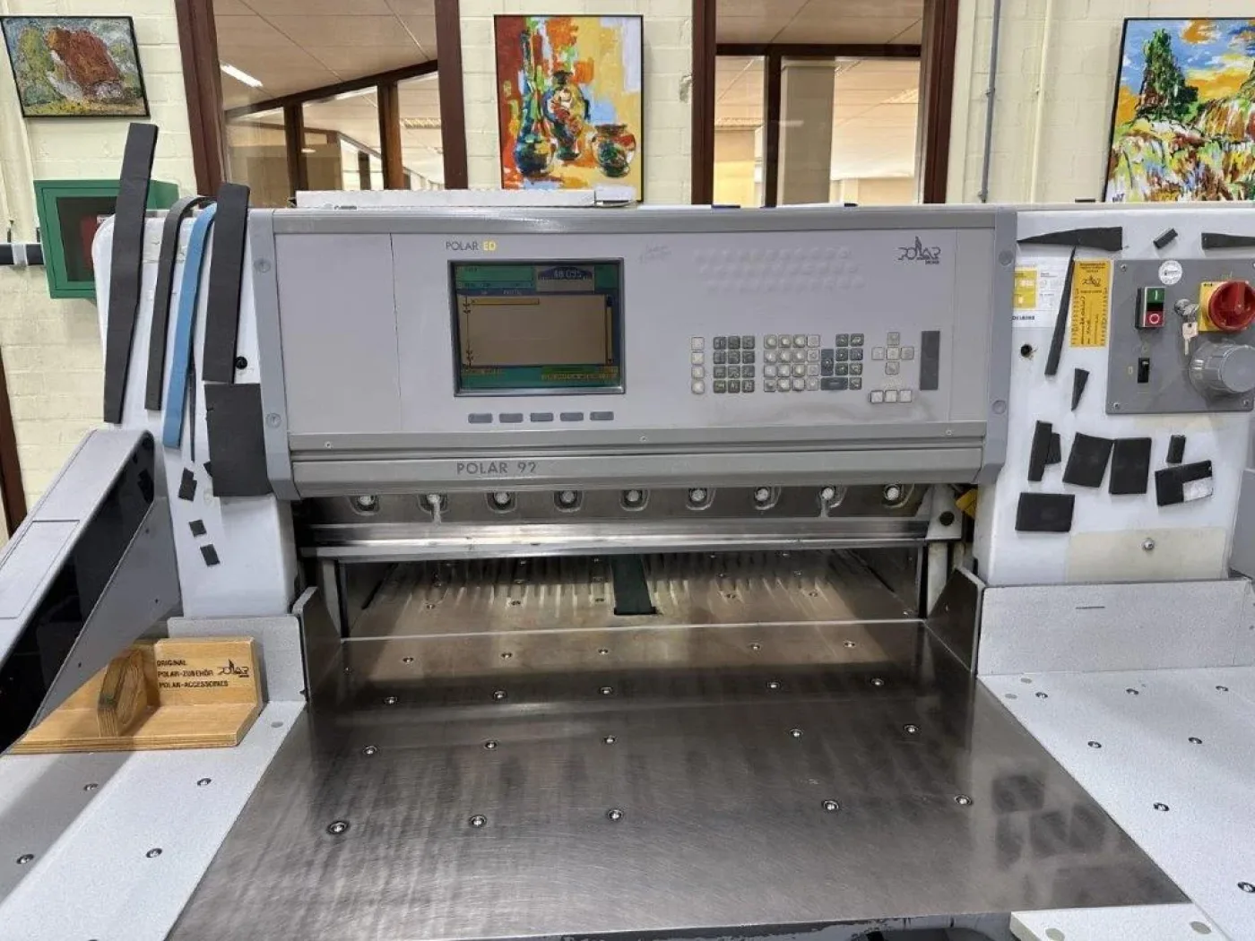 Polar 92 ED cutting machine - 3