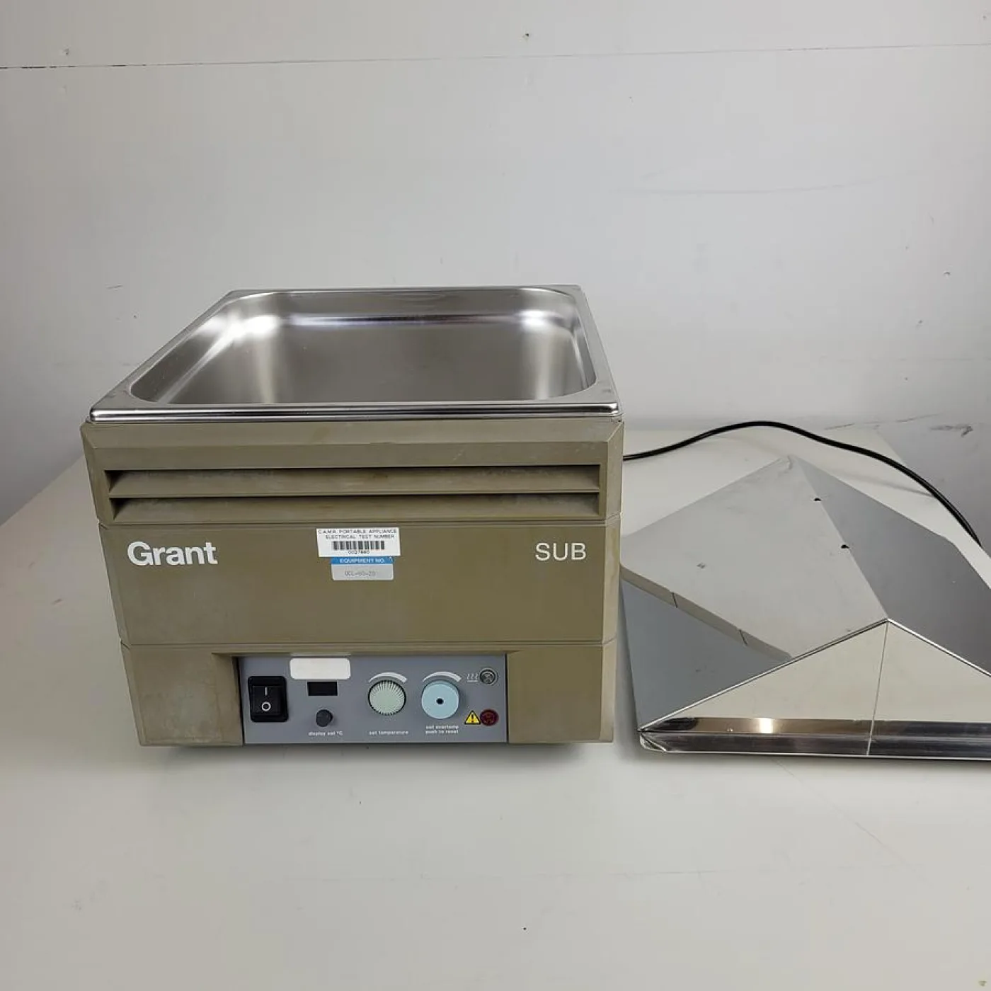 Grant sub Aqua 5 Plus Bath - 1