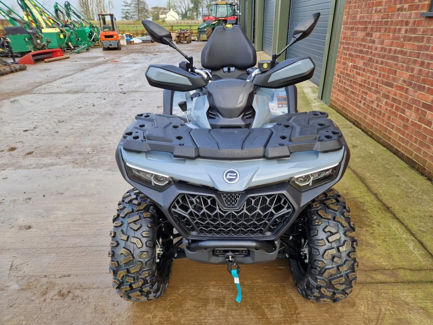 CF Moto CFORCE 850 Touring ABS - 8