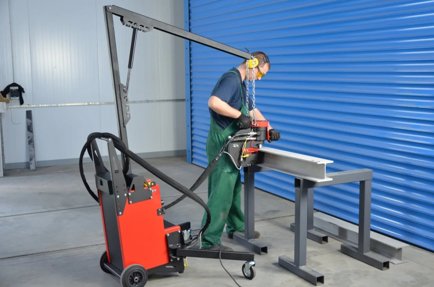 Tragbare Lochstanze PRO 110 HP - 5