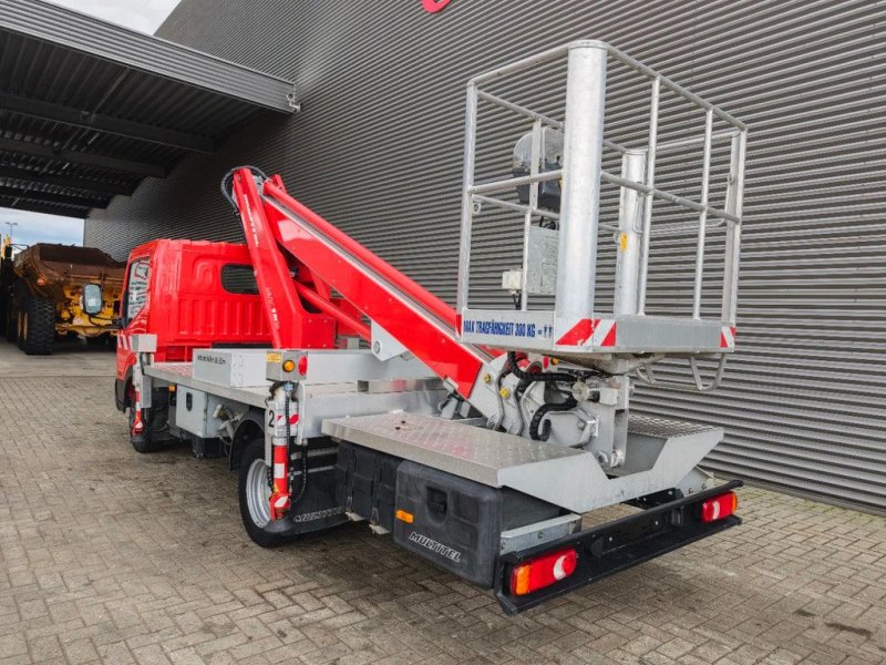 Nissan Cabstar 35.13 NT400 Multitel MT162