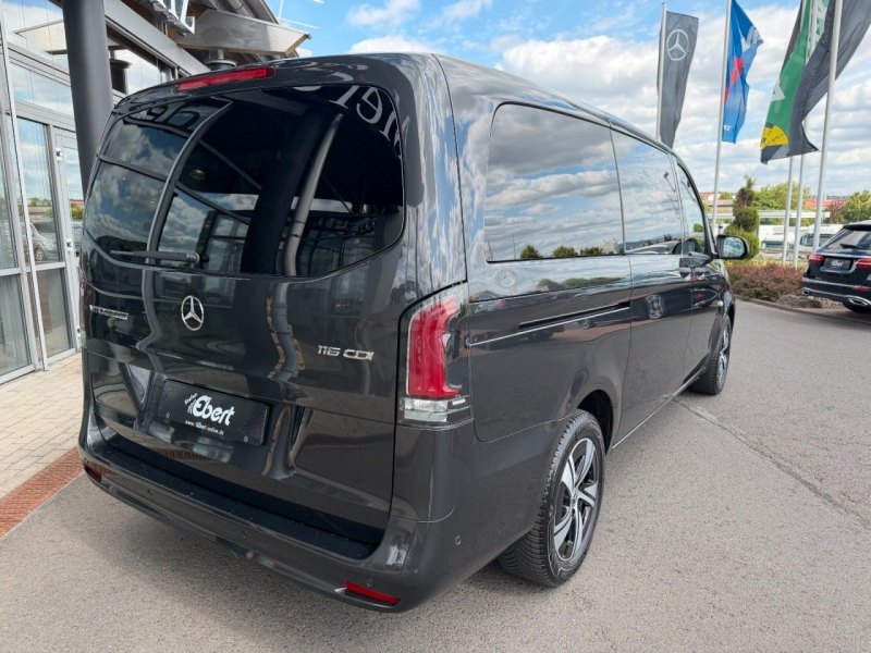 Mercedes Benz Vito 116 CDI 9G Tourer LED Camera AHK2,5to