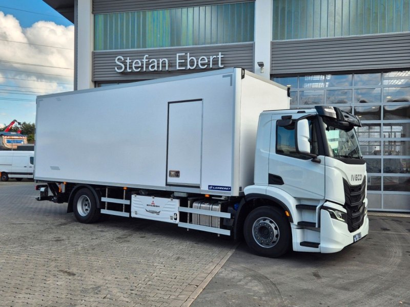 Iveco AD190S40/FP Lamberet Mitsubishi LBW Type AHK