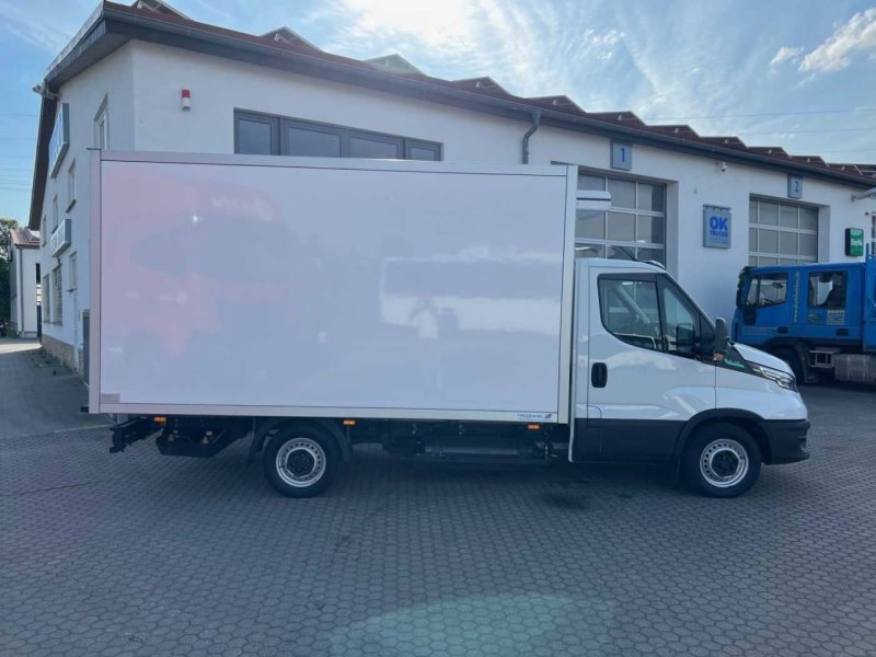 Iveco 35S14 A8 CNG Koffer *3-Sitze*Air Conditioning*Automatik*