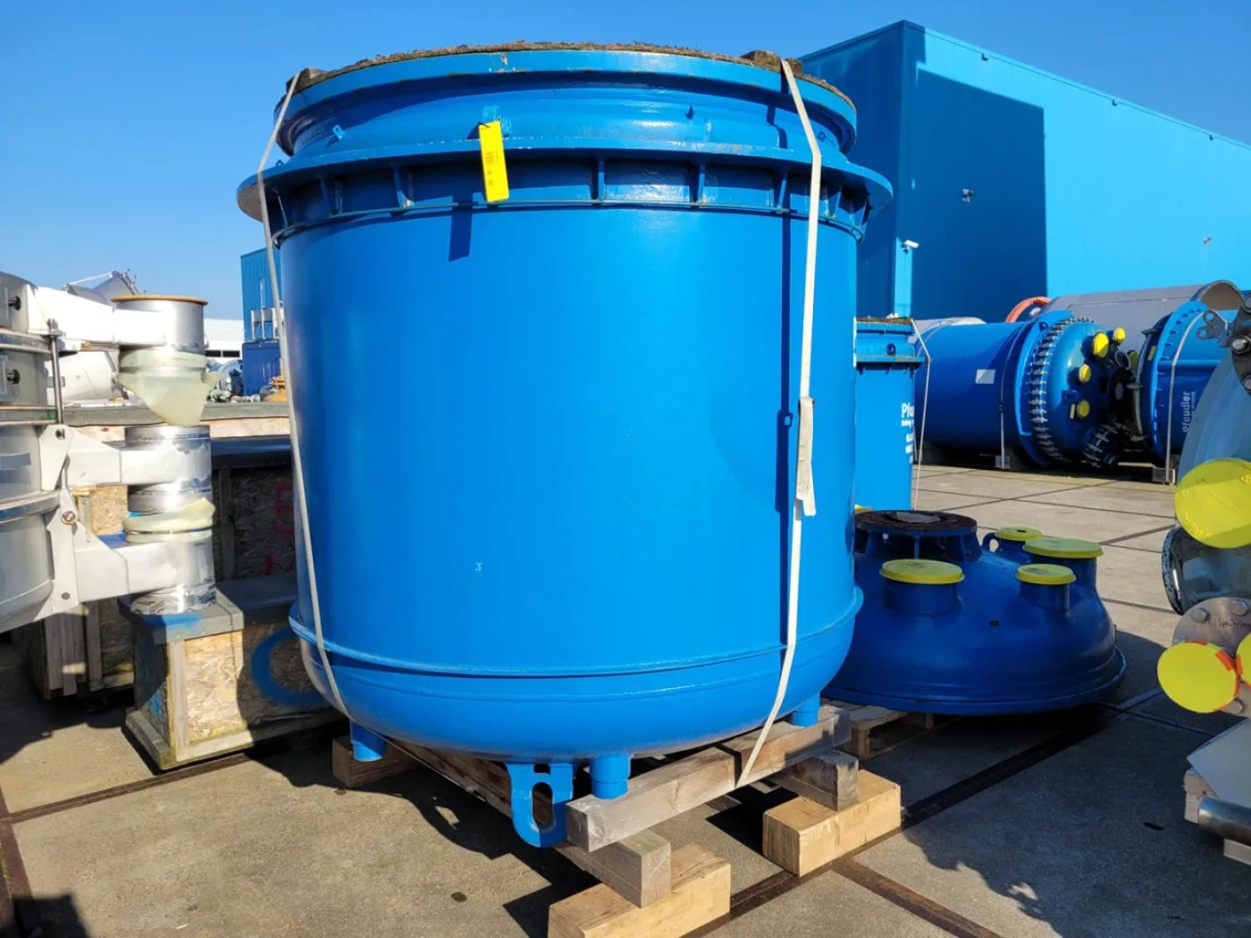 Pfaudler-werke AE4000 (reactor body, unused after refurbishment) - Glass-lined Reactor - 4