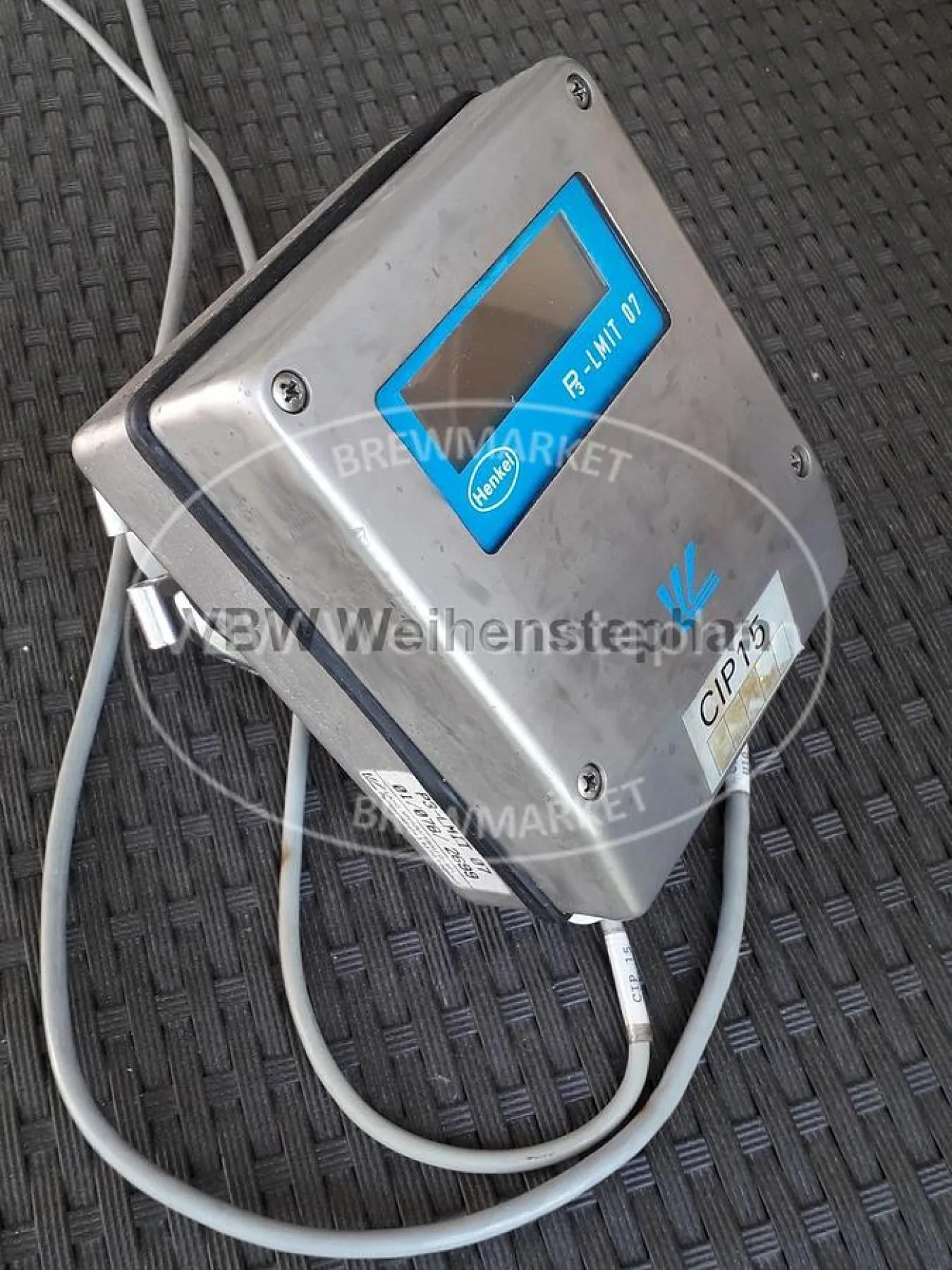 Transmitter for electrodeless conductivity and temperature measurement - 2