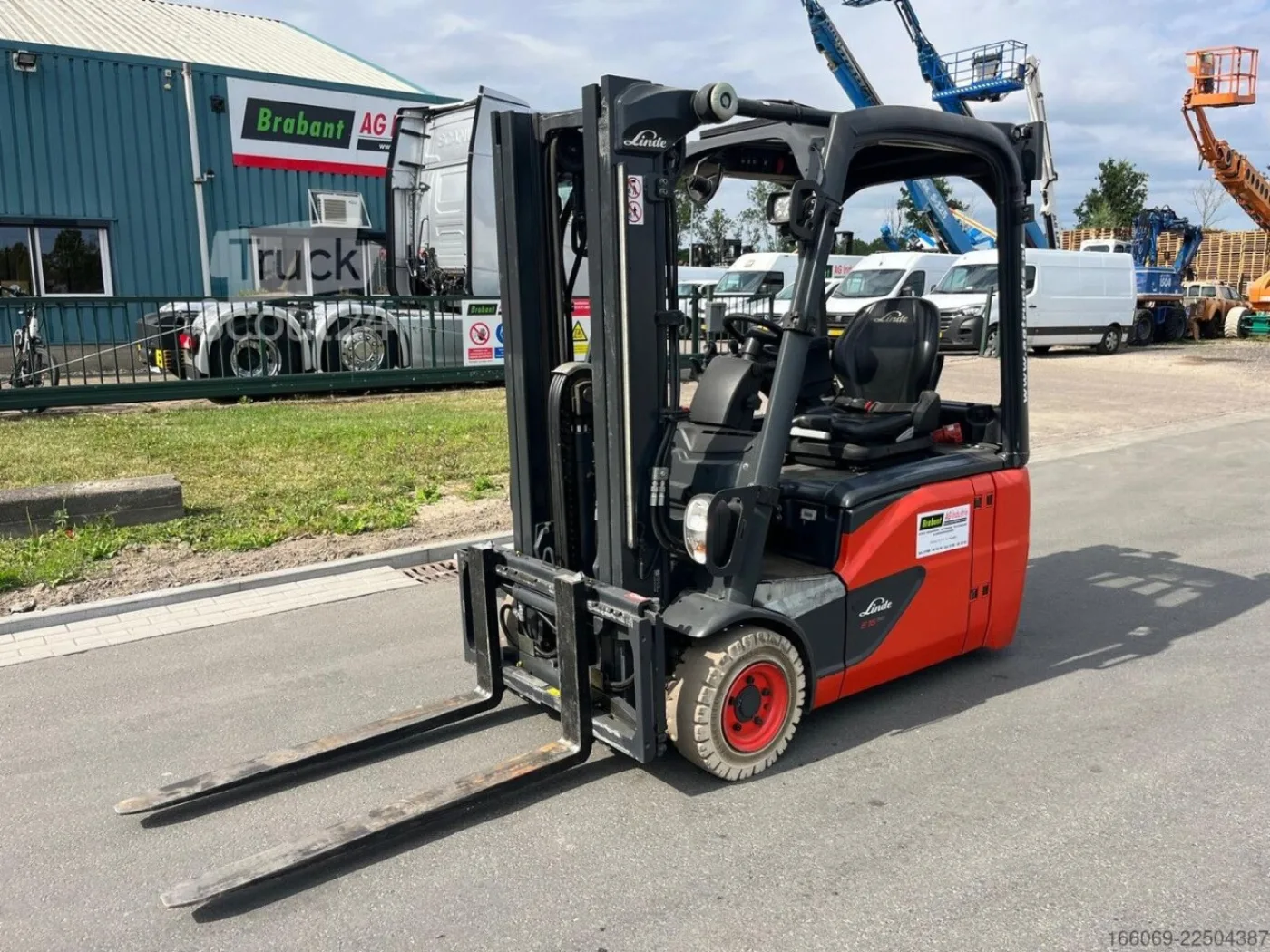 Linde E16-02 - 4