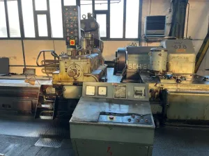 Horizontal gear hobbing machine – SCHIESS RFW 10