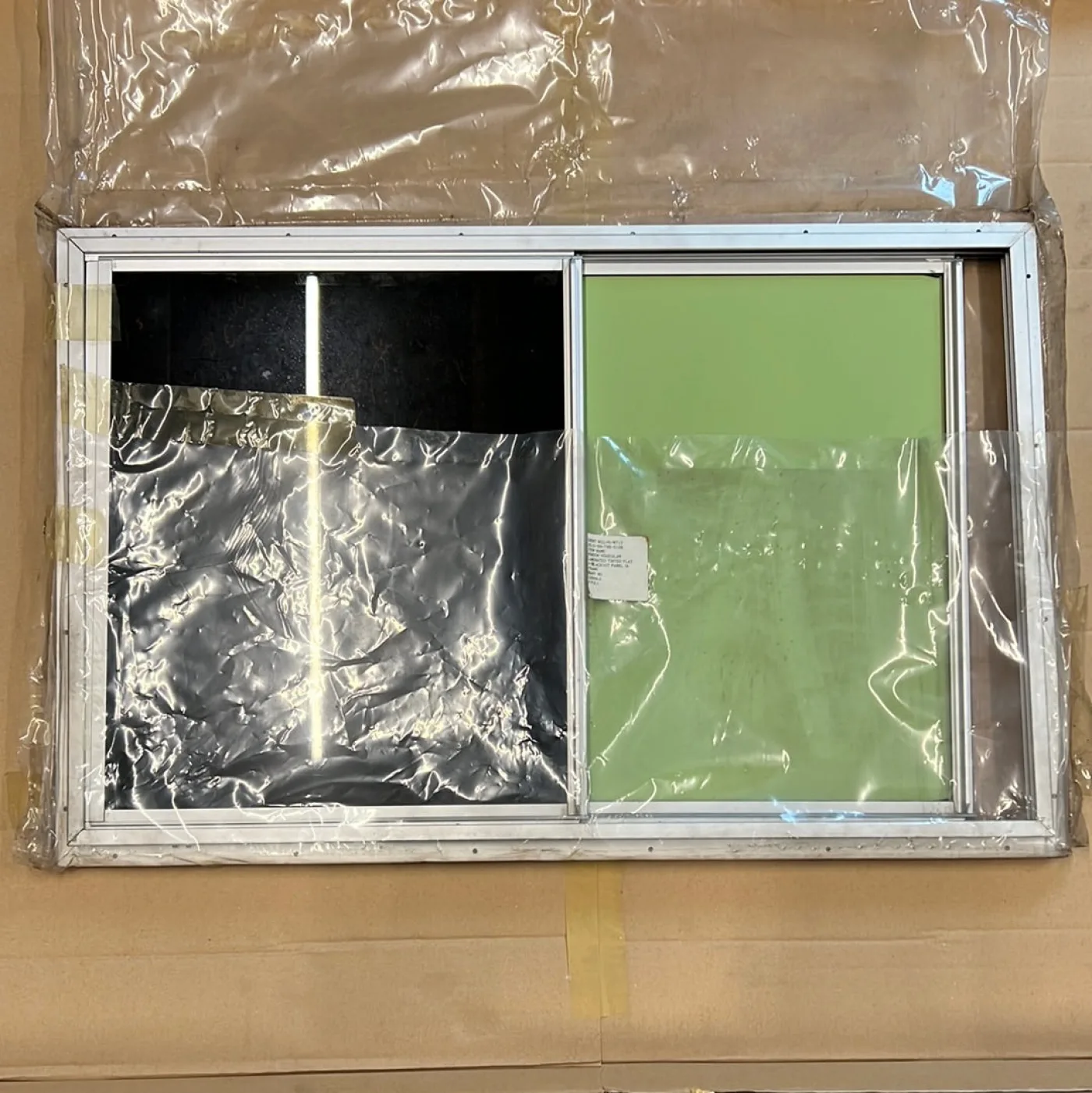 Schuifruit Land Rover 101 (blackout panel) - 3