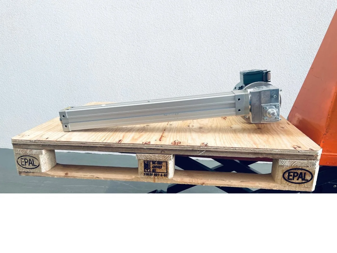 SEW-EURODRIVE DFT80K4/BMG/HR/ASB1 Elektromotorische Lineareinheit - 2