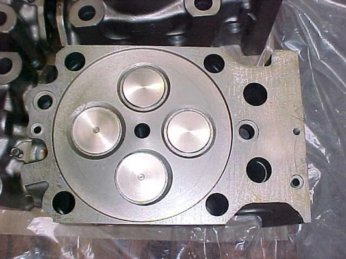 CYLINDER HEADS DEUTZ TBD 620 - 1