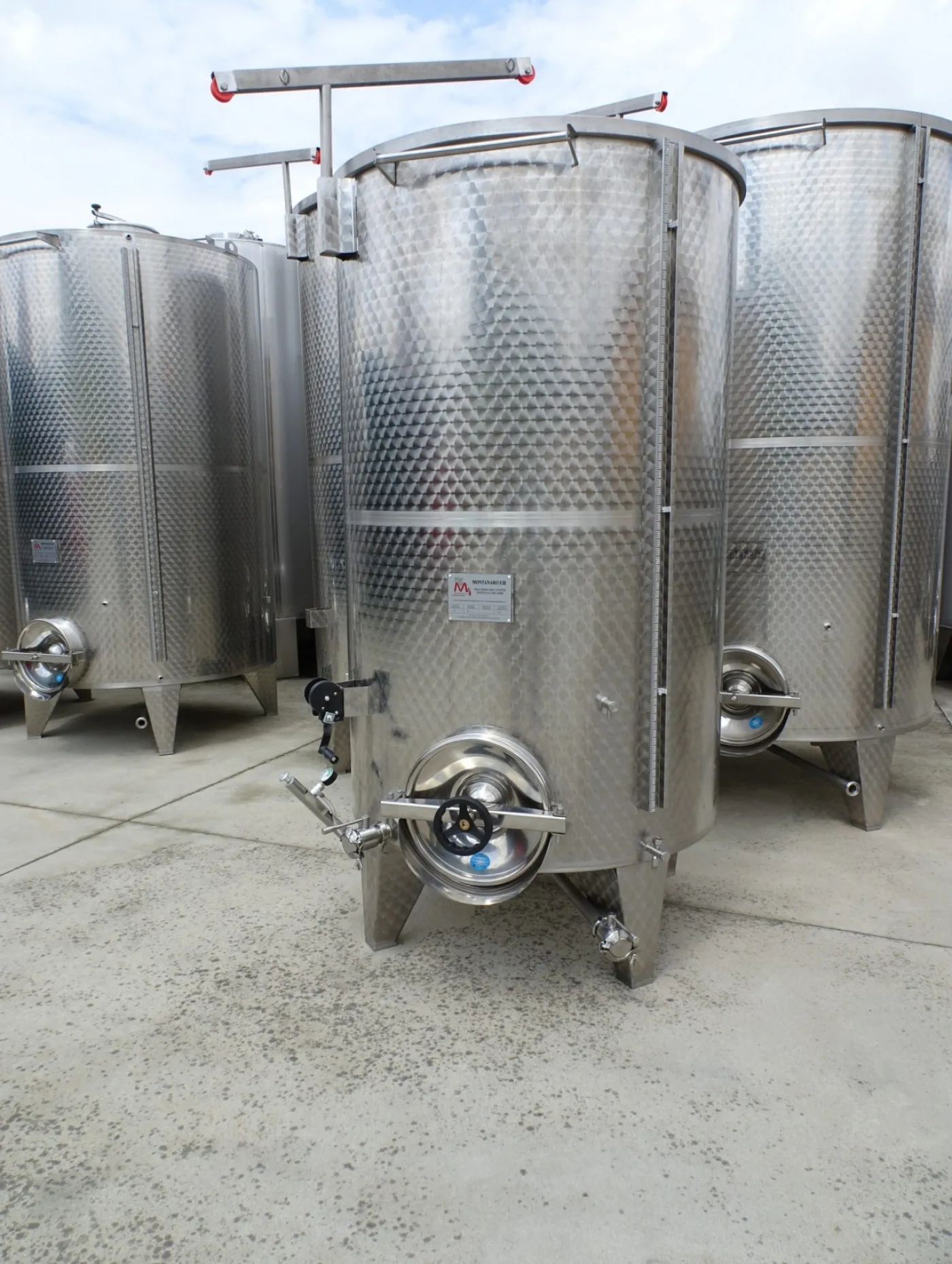 STAINLESS STEEL CAPACITY LITERS 3000 PNEUMATIC FLOATING LID MODEL CONICAL BOTTOM NEW EQUIPMENT - 4