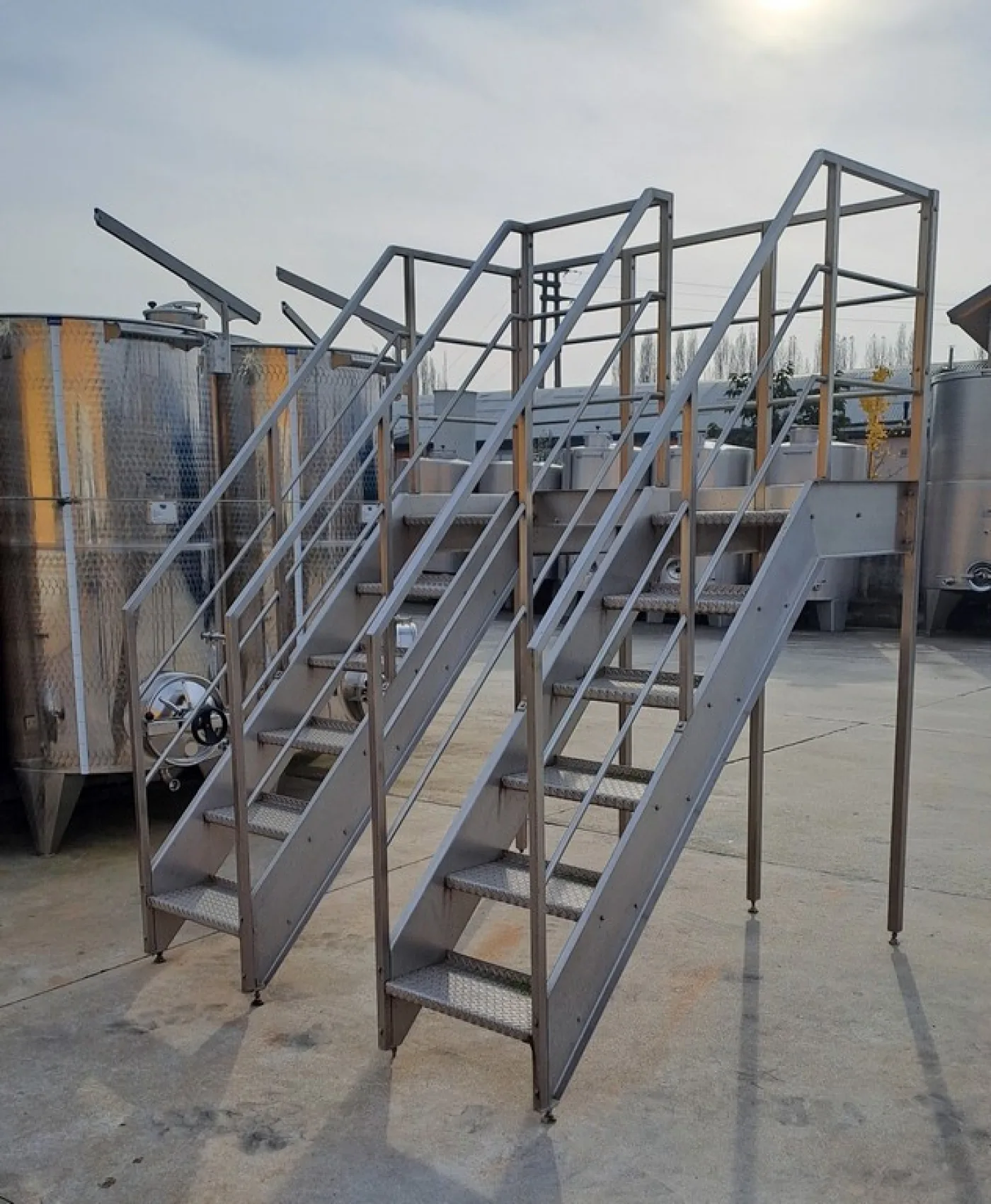STAINLESS STEEL LADDER WITH SIX STEPS, SECOND-HAND EQUIPMENT - 5