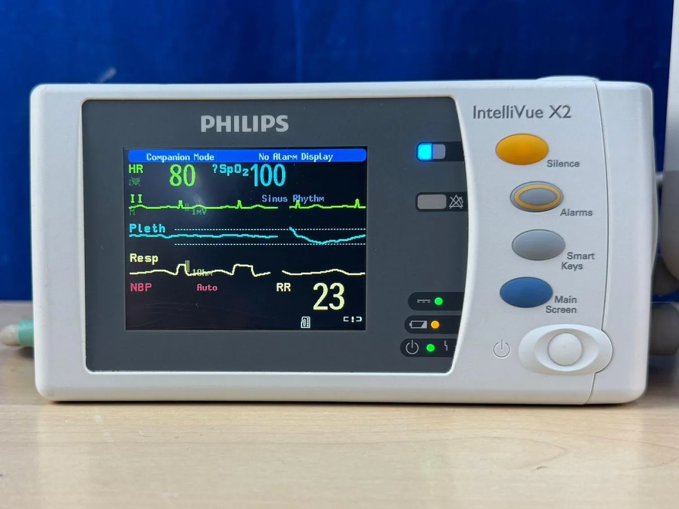Philips IntelliVue MX 700 Patient Monitor With leads YOM: 2012 - 6