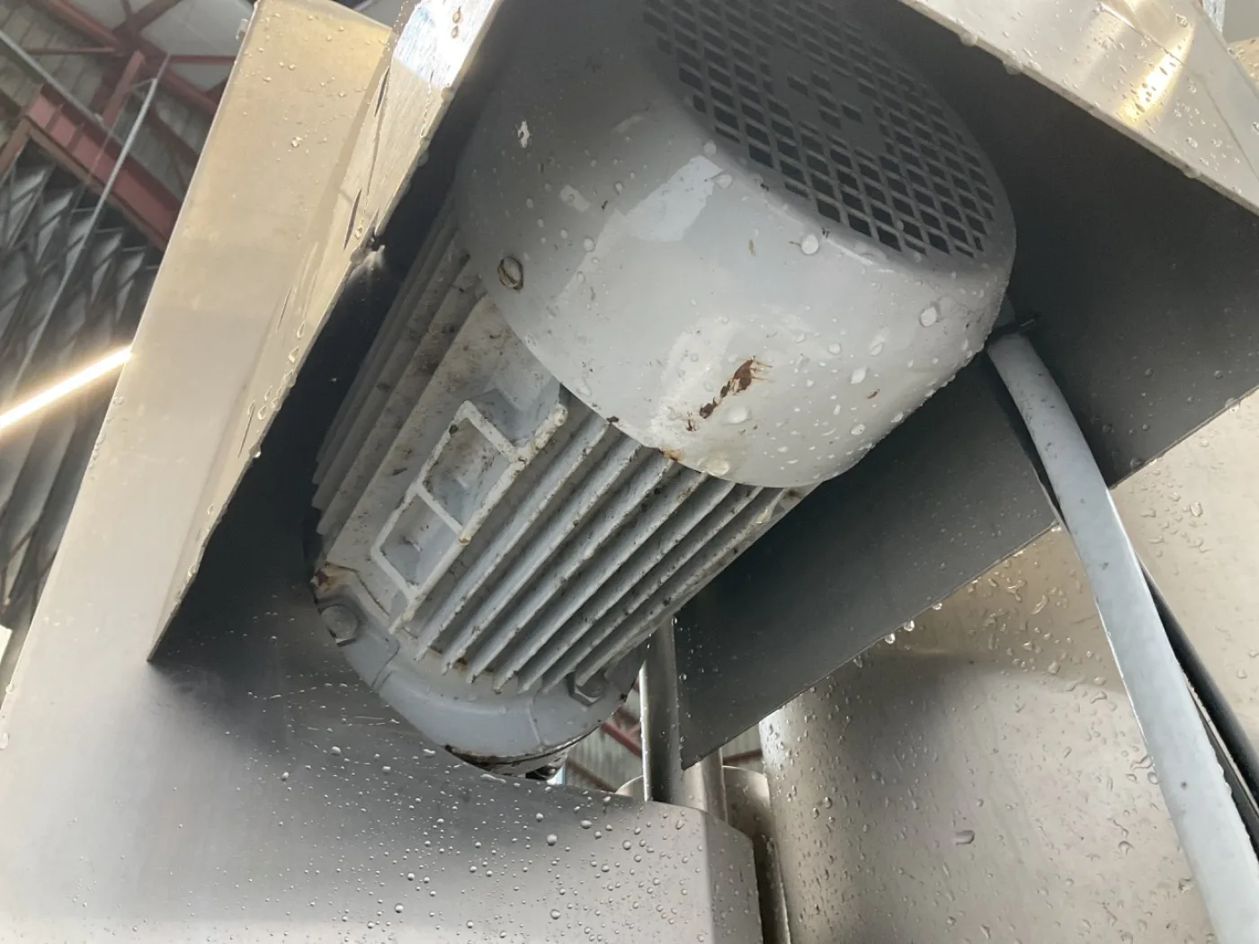 Hema (Sidel) EV - Piston filler - 8