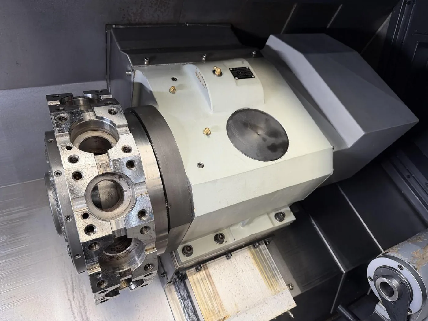 HWACHEON HI-TECH 200BL MC - 8