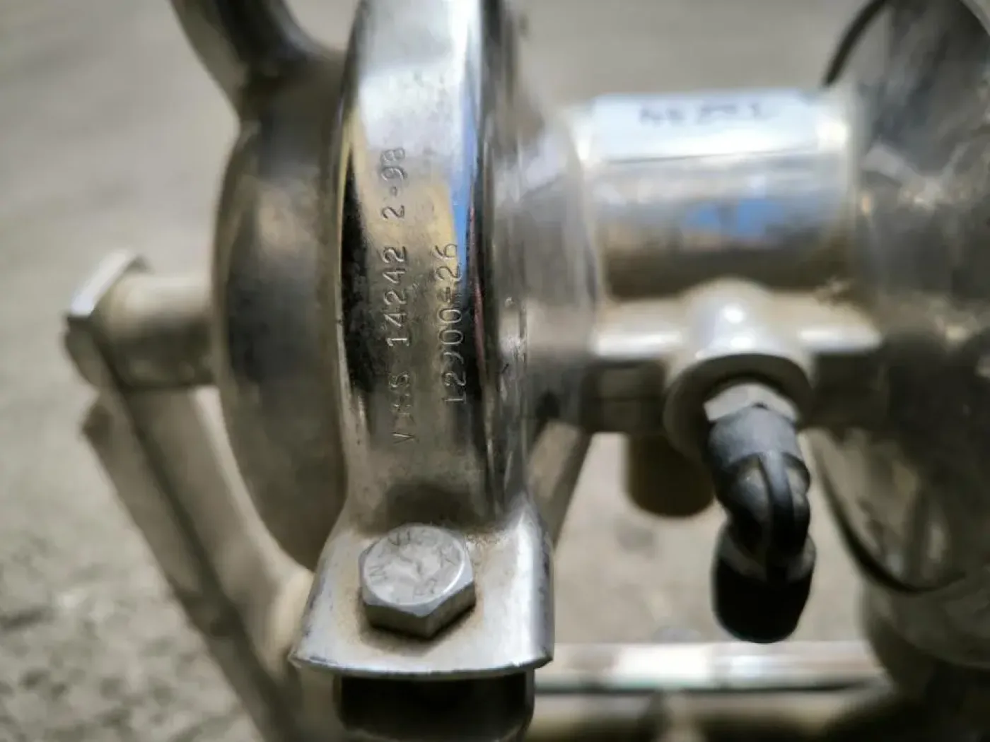 ALFA LAVAL DLIS-SL-T-T PNEUMATIC PUMP - 2