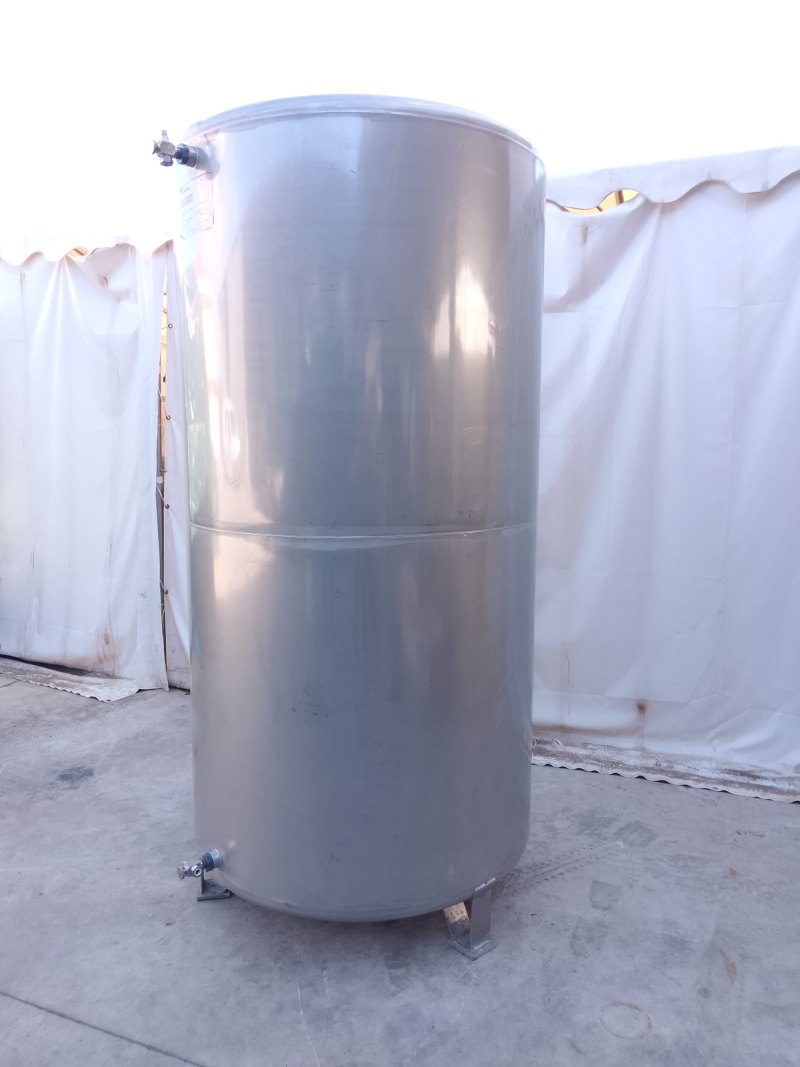 SERBATOIO ACCIAIO INOX 2000 L – CORDIVARI