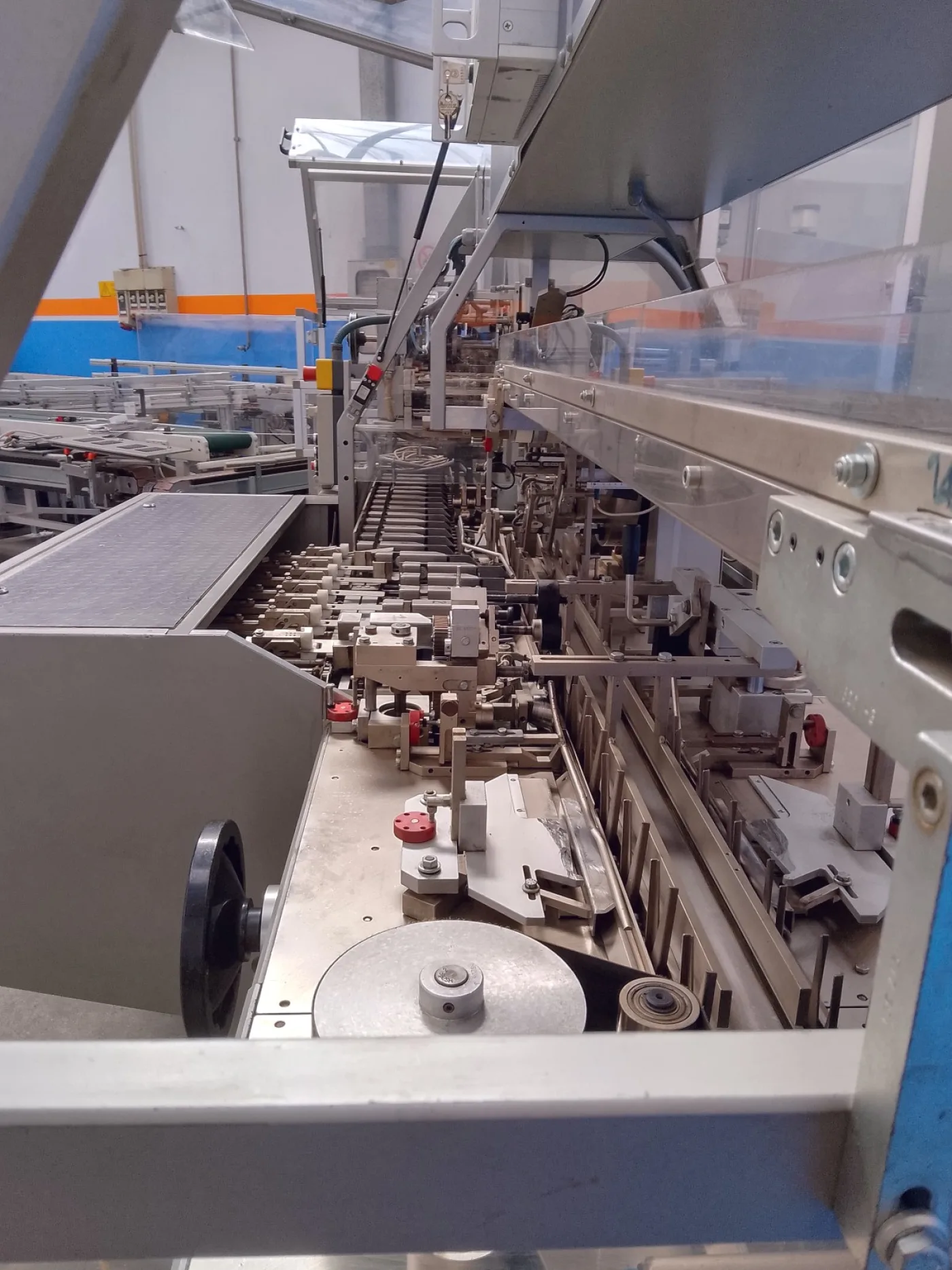 ASTUCCIATRICE ORIZZONTALE – CAM – MOD. HMM1.05 - 5