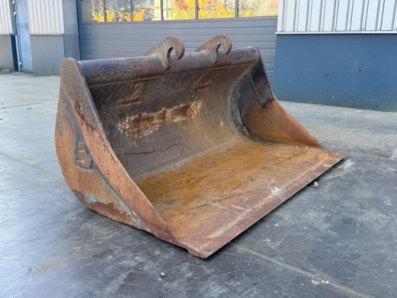 Ditch cleaning bucket CW30 / CW40 2200mm
