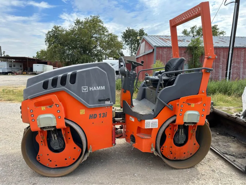 Roadtec RX-700 Cold Planer