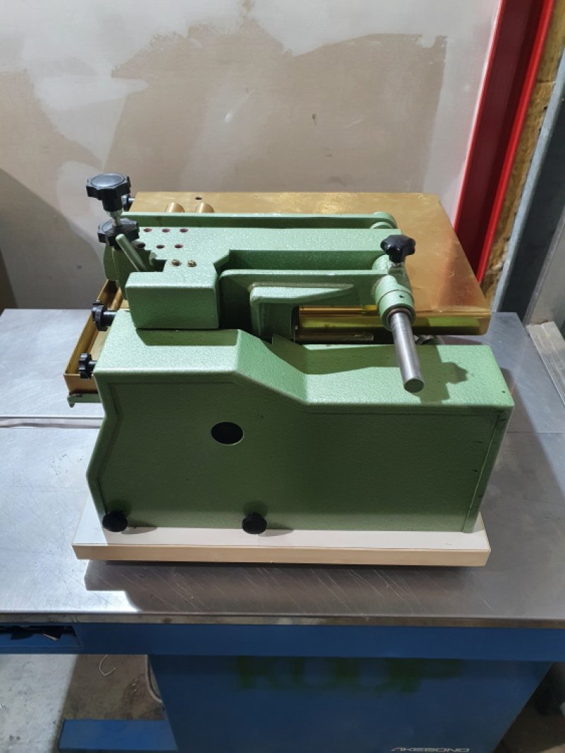 Anleimmaschine Sumbel Coronel 120