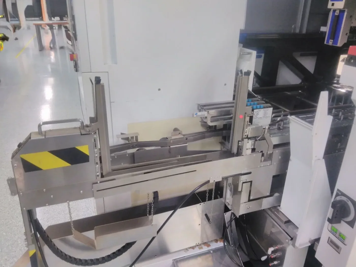 FUJI S-FAB50, vintage 2015, THT insertion machine - 4
