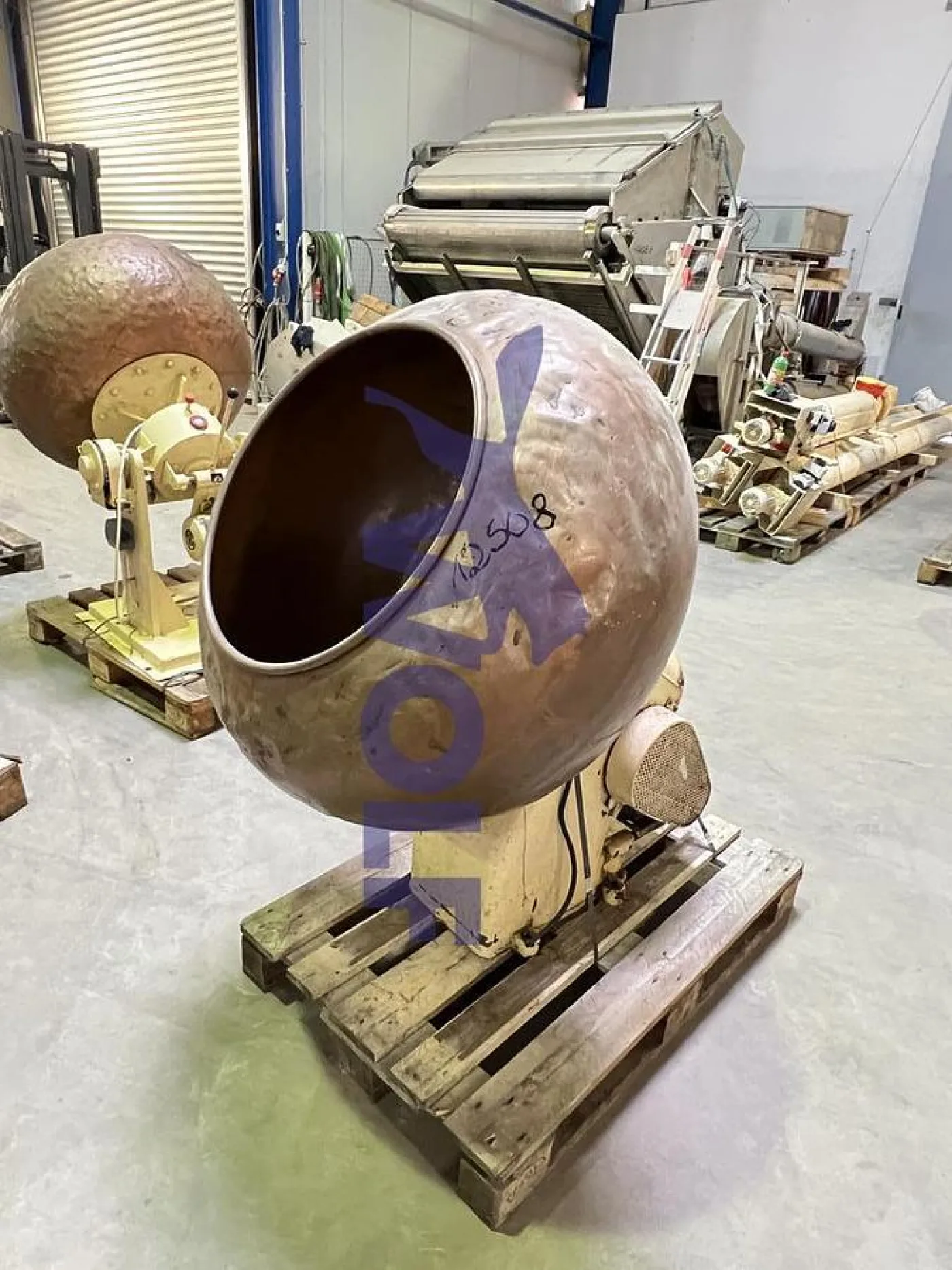Kupfer-Drageemaschine FLENSBURGER - Type mit ca. 60 kg Kupferkessel. - 1